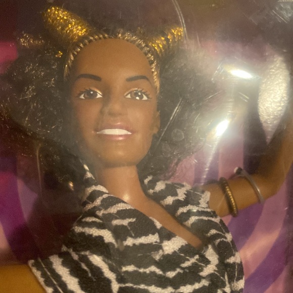 Galoob On Tour Spice Girls Mel B. Scary Doll Zebra Outfit Open Damaged Box - Picture 4 of 9